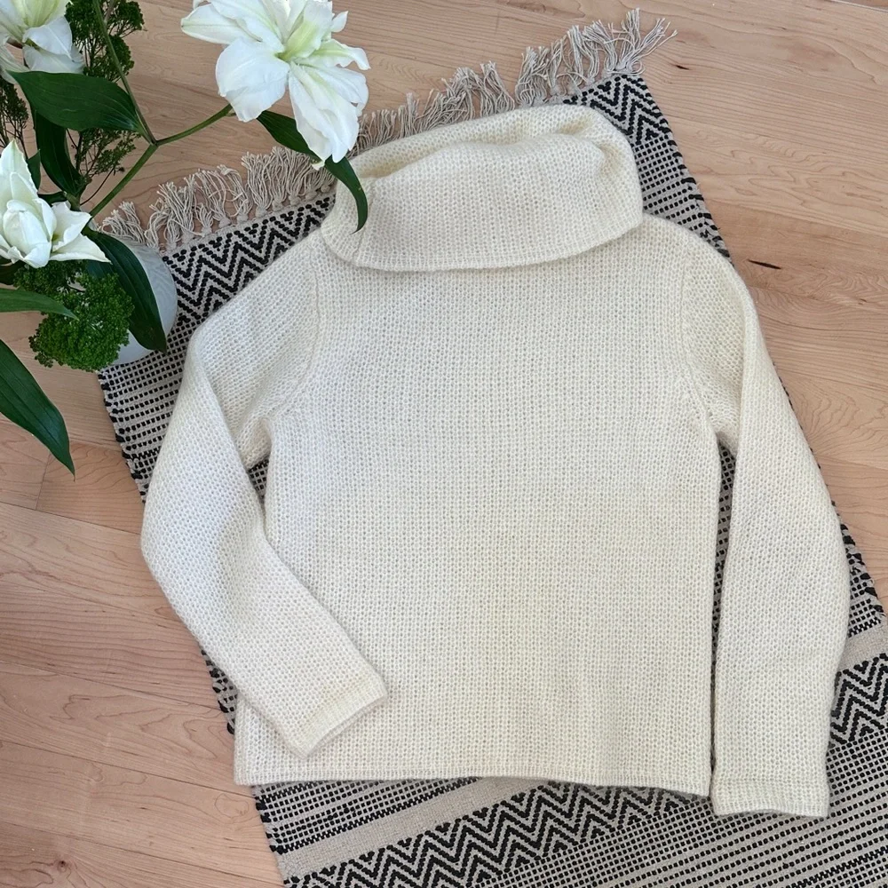 Ralph Lauren Off-White Mohair Turtleneck Sweater. Like new!